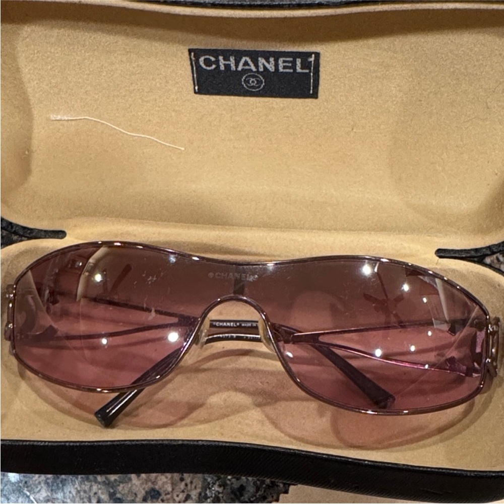 CHANEL Women's Sunglasses - Purple Tint